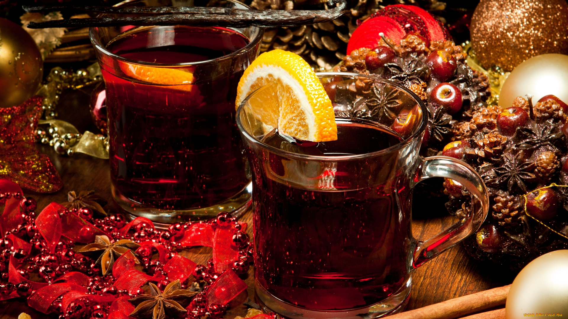 праздничные, угощения, праздники, напиток, чашки, зима, глинтвейн, бусы, игрушки, декорации, свечи, корица, анис, ваниль, пряности, апельсин