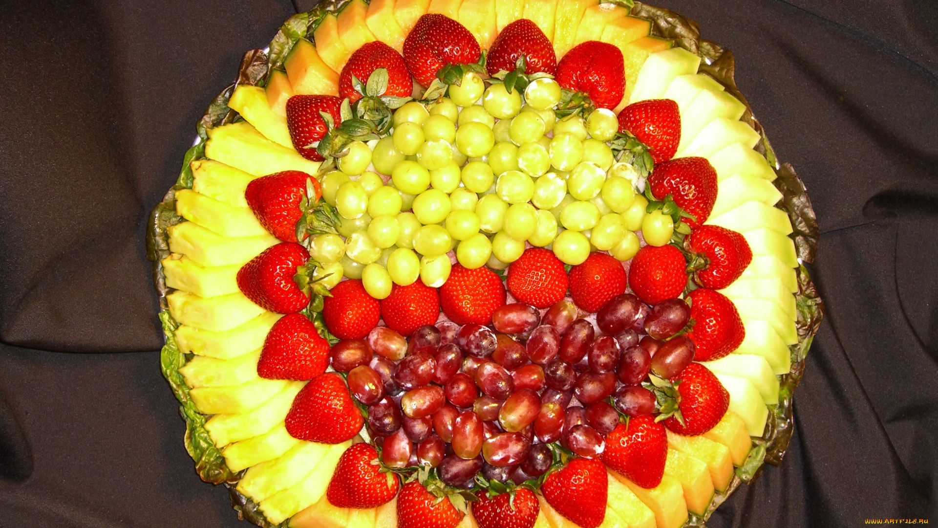 еда, фрукты, , ягоды, ананасы, клубника, виноград