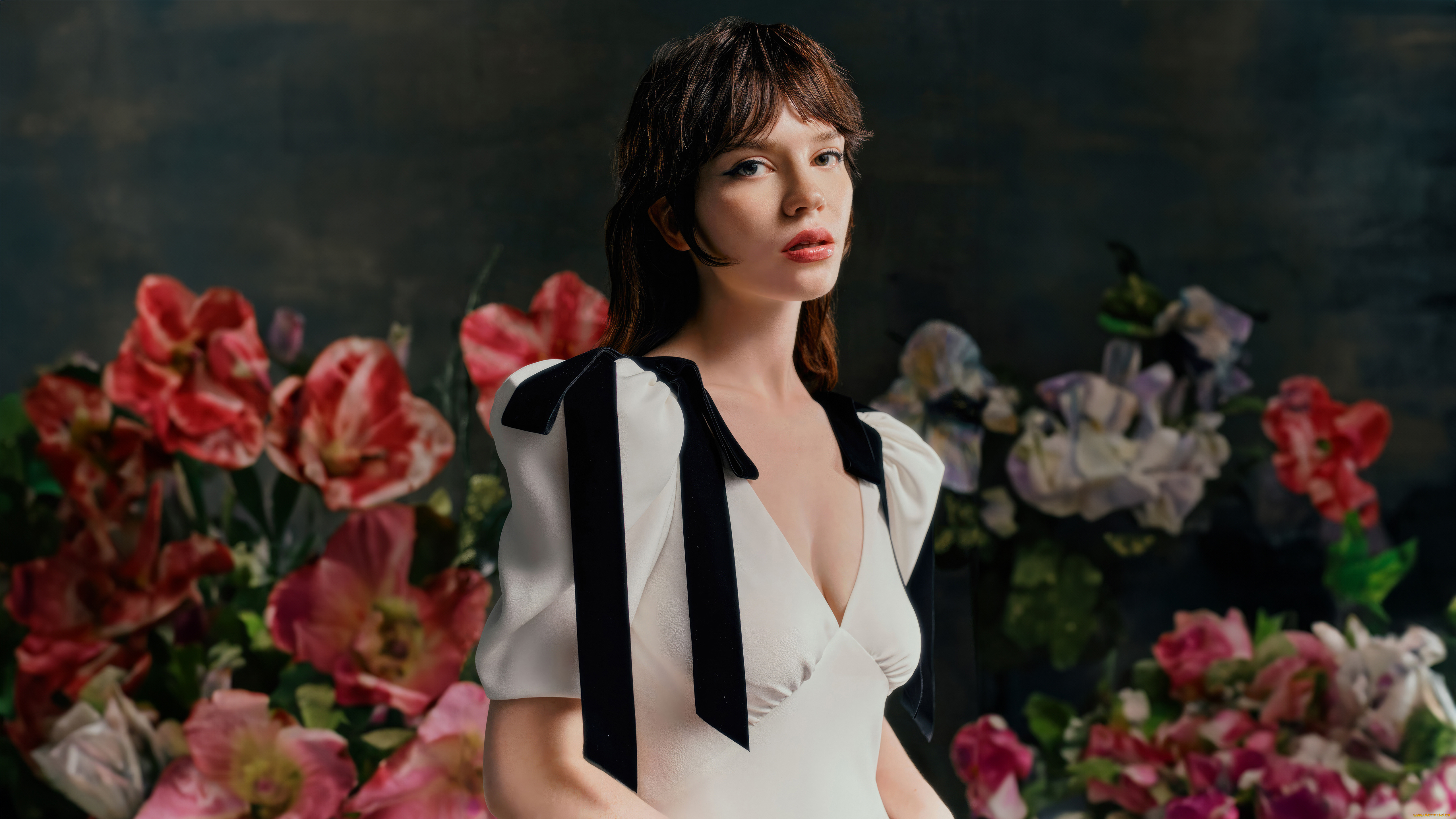 sophie, thatcher, 2023, photoshoot, девушки, -, брюнетки, , шатенки, софи, тэтчер, актриса, sophie, thatcher, знаменитости, девушка, белое, платье