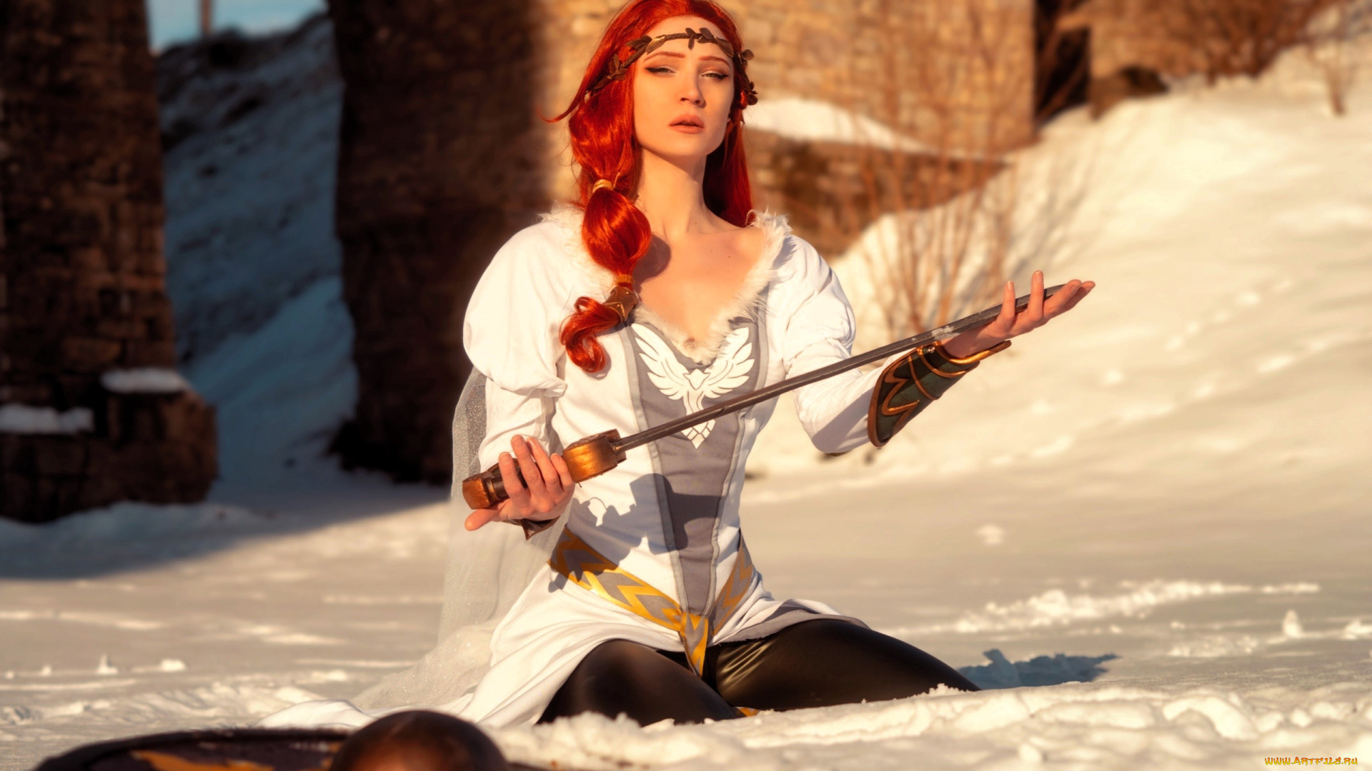 девушки, -, креатив, , косплей, образ, косплей, наряд, костюм, меч, щит, развалины, снег